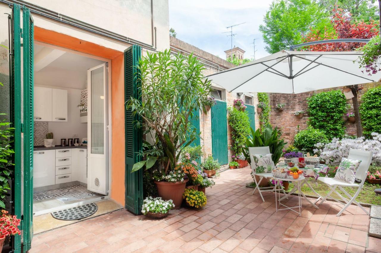 Un'Oasi Di Pace Ferrara Exterior foto