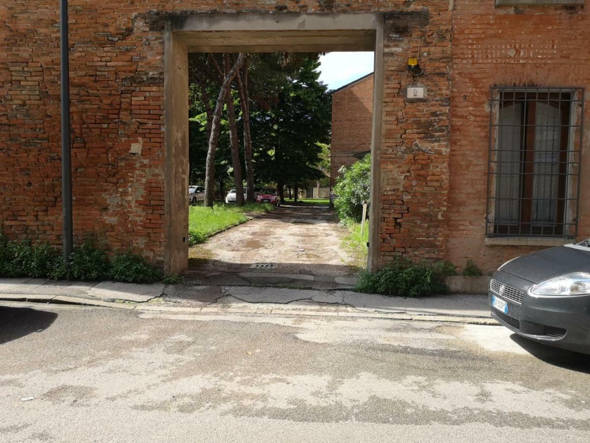 Un'Oasi Di Pace Ferrara Exterior foto